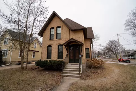 Exterior - 543 N Drew St, Appleton, WI 54911 photo 6 of 6