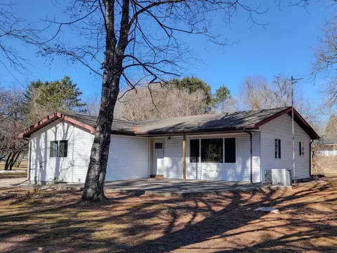 800 Main St, Ogdensburg, WI 54962