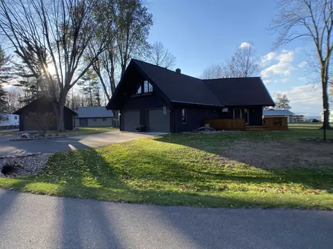 n5851 Bergs Road, Bonduel, WI 54107