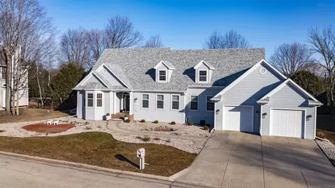 420 Kraft St, Neenah, WI 54956