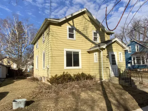 907 N Fair St, Appleton, WI 54911 photo 2