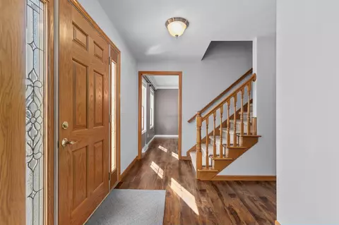 Entry Way - 4101 N Windcross Dr, Appleton, WI 54913 photo 2 of 3