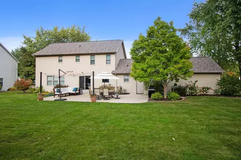Exterior - 4101 N Windcross Dr, Appleton, WI 54913 photo 4 of 6