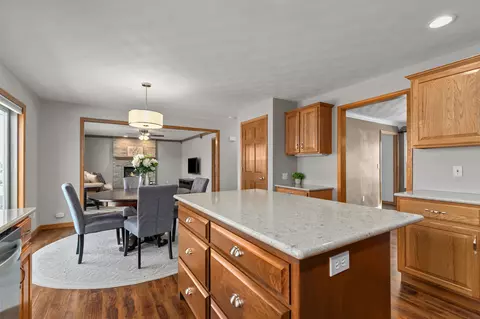 Kitchen - 4101 N Windcross Dr, Appleton, WI 54913 photo 3 of 4
