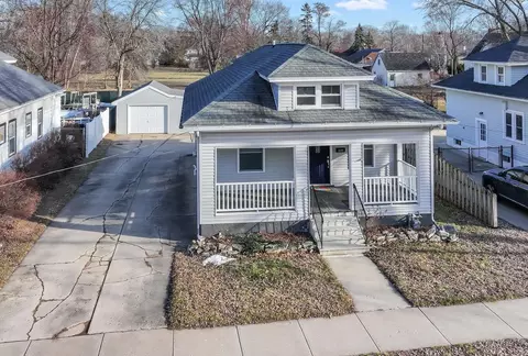 1241 S Irwin Ave, Green Bay, WI 54301