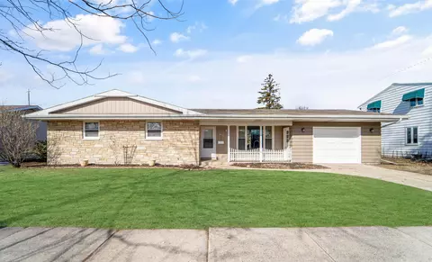 1636 E Byrd St, Appleton, WI 54911