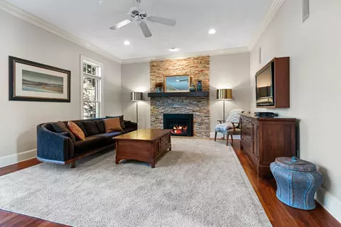 Living - 4117 N Windover Ct, Appleton, WI 54913 photo 2 of 7