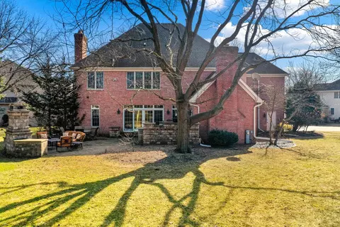 Exterior - 4117 N Windover Ct, Appleton, WI 54913 photo 5 of 8