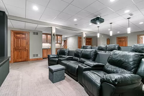 Living - 4117 N Windover Ct, Appleton, WI 54913 photo 5 of 7