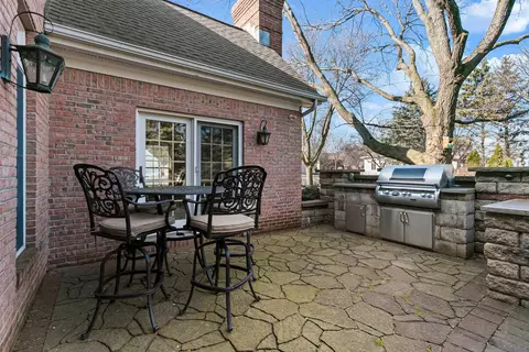 Exterior - 4117 N Windover Ct, Appleton, WI 54913 photo 4 of 8