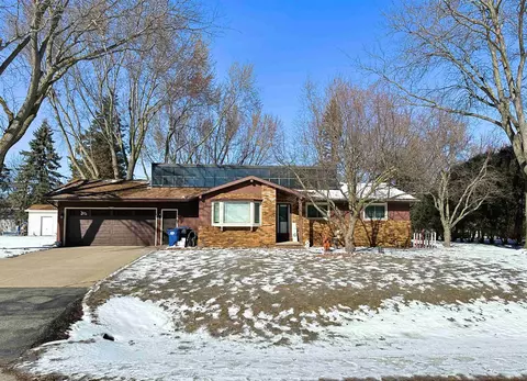 w6160 Pilgrim Street, Appleton, WI 54913