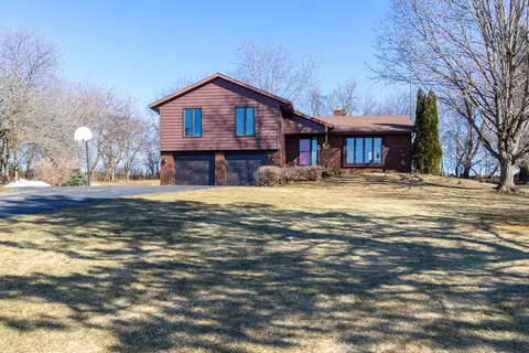 n7791 Ledgeview Springs Drive, Fond Du Lac, WI 54937