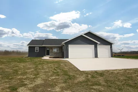 N8855 County Road G, Saint Cloud, WI 53079