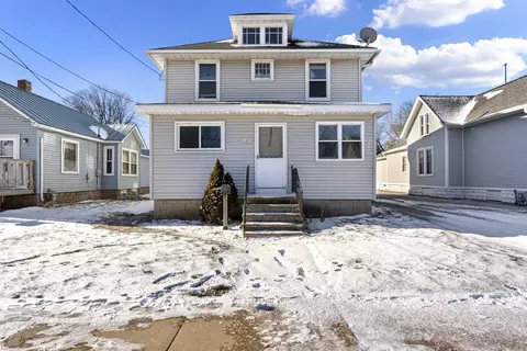 1124 Doty St, Green Bay, WI 54301