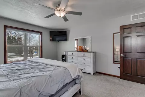Bedroom - 5394 W Pleasant Way, Appleton, WI 54913 photo 3 of 11