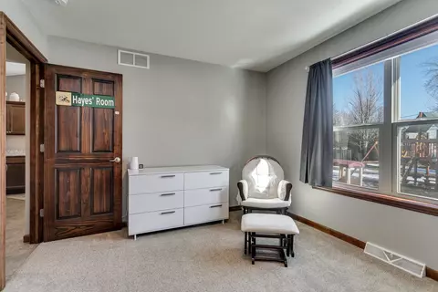 Bedroom - 5394 W Pleasant Way, Appleton, WI 54913 photo 6 of 11