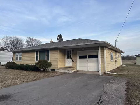 n2942 County Road Qq, Waupaca, WI 54981