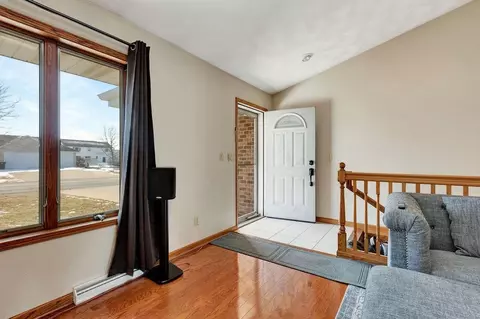Entry Way - w5558 Bailey Drive, Appleton, WI 54915 photo 1 of 2