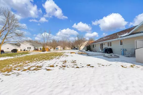 Exterior - w5558 Bailey Drive, Appleton, WI 54915 photo 5 of 5
