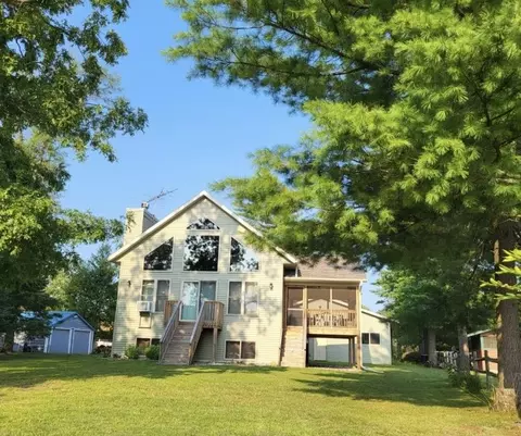 n7231 Shaffer Road, Crivitz, WI 54114
