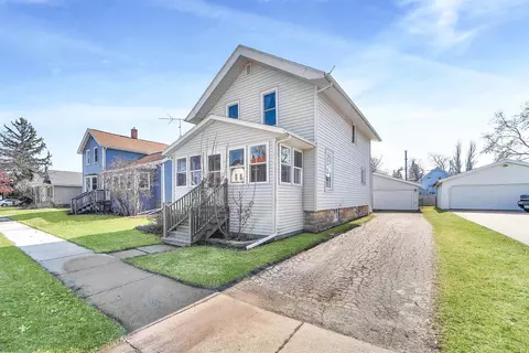 256 7th St, Fond Du Lac, WI 54935