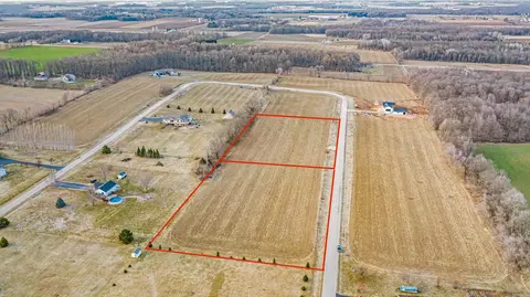 N6388 Diane Court, Manawa, WI 54949