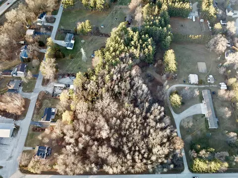 Woodsdale Avenue, Suamico, WI 54173