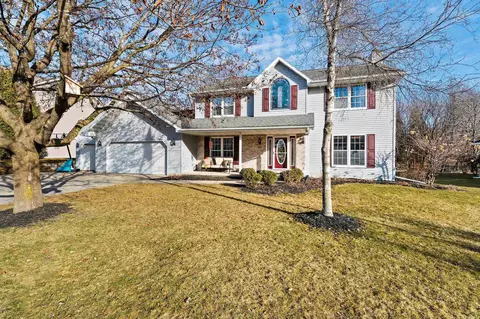 3158 Early Bird Ln, Green Bay, WI 54313