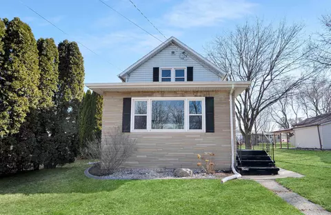 518 Green St, Kaukauna, WI 54130