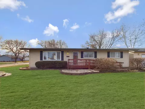 1602 Thornton Dr, Oshkosh, WI 54904