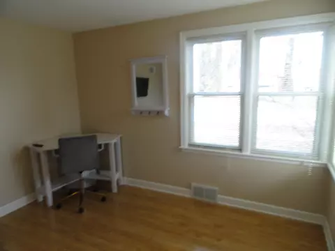 347 E Frances St, Appleton, WI 54911 photo 9