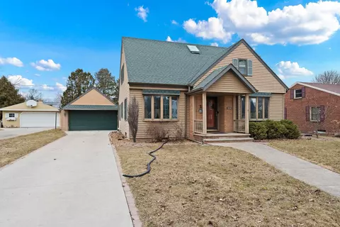 504 E Alice St, Appleton, WI 54911