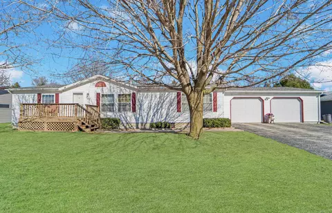 700 Robin Rd, Waupun, WI 53963