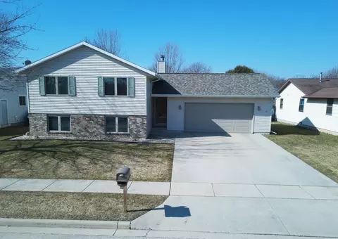 1601 Fairlawn Ave, North Fond Du Lac, WI 54937