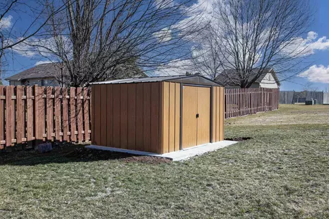 Exterior - 547 Fair St, Wrightstown, WI 54180 photo 4 of 10