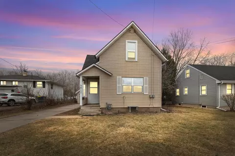 817 14th Ave, Green Bay, WI 54304