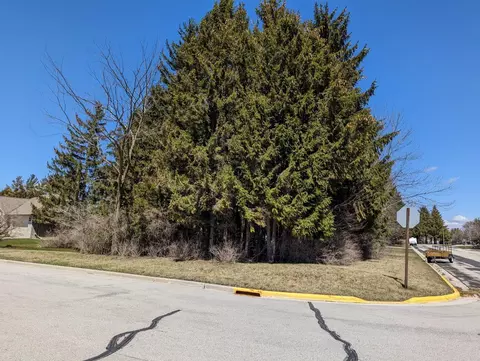 404 Deerview Dr #12, Reedsville, WI 54230