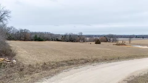 l4 meadowlark lane, Berlin, WI 54923