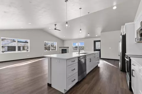 W2322 Warren Trail, Appleton, WI 54913 photo 8