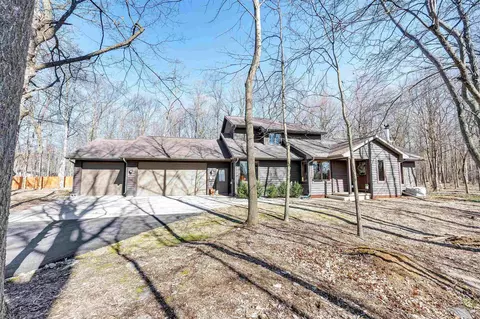 3531 Hickory Hill Rd, Neenah, WI 54956
