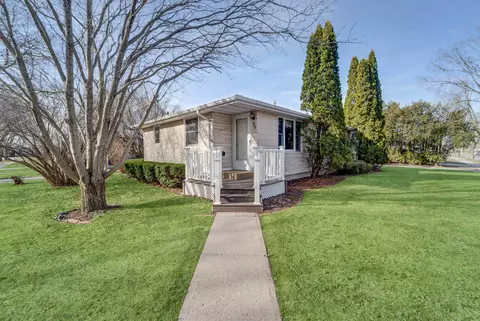 404 S Matthew St, Kimberly, WI 54136