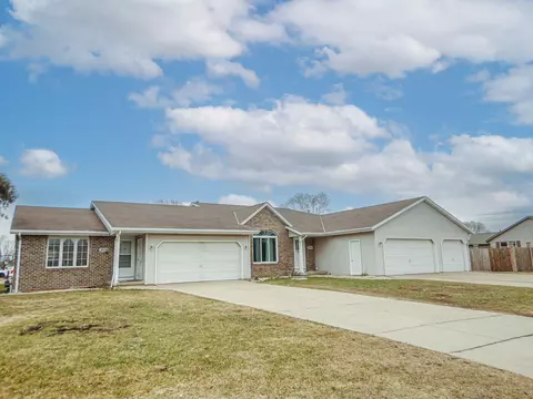 2036 Guns St, Green Bay, WI 54311