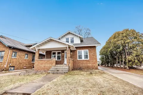 621 St George St, Green Bay, WI 54302
