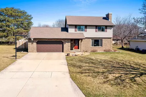517 Lebrun St, Green Bay, WI 54301