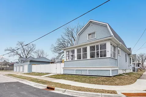 1235 N Clay St, Green Bay, WI 54302