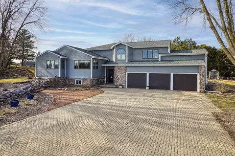 n1055 Pebble Ridge Road, Greenville, WI 54942