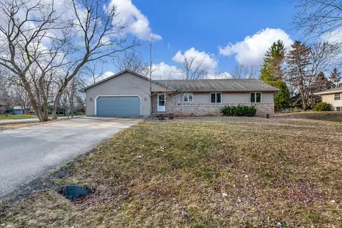 w6129 Pilgrim Street, Appleton, WI 54913