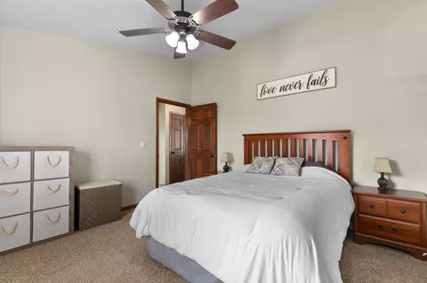 750 E Scott St, Omro, WI 54963 photo 16