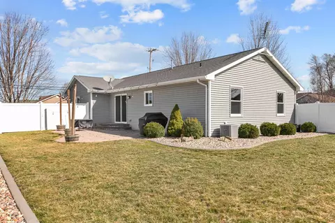 750 E Scott St, Omro, WI 54963 photo 38