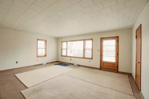924 Berlin Rd, Ripon, WI 54971 photo 6